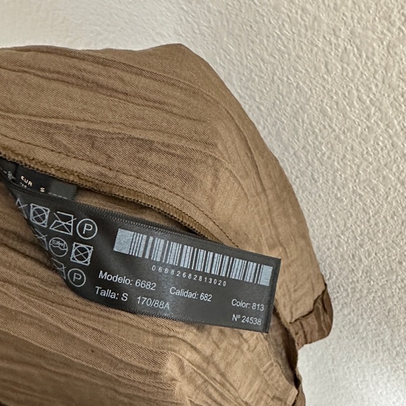 Massimo Dutti Sleeveless Halter Neck MIDI Dress - Picture 8 of 10